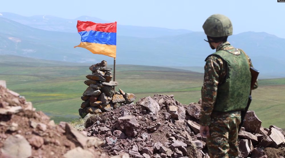 Erevan exige que des militaires du Karabakh rejoignent l’armée arménienne