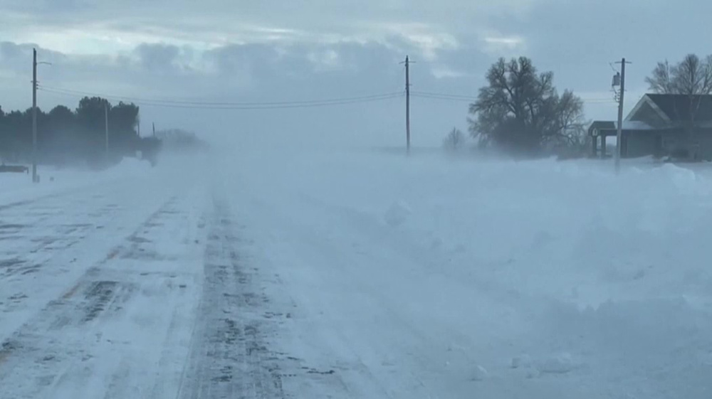 Severe winter storm dumps thick snow over Nebraska