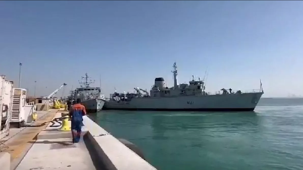 Two UK warships at risk of sinking after collision in Persian Gulf 