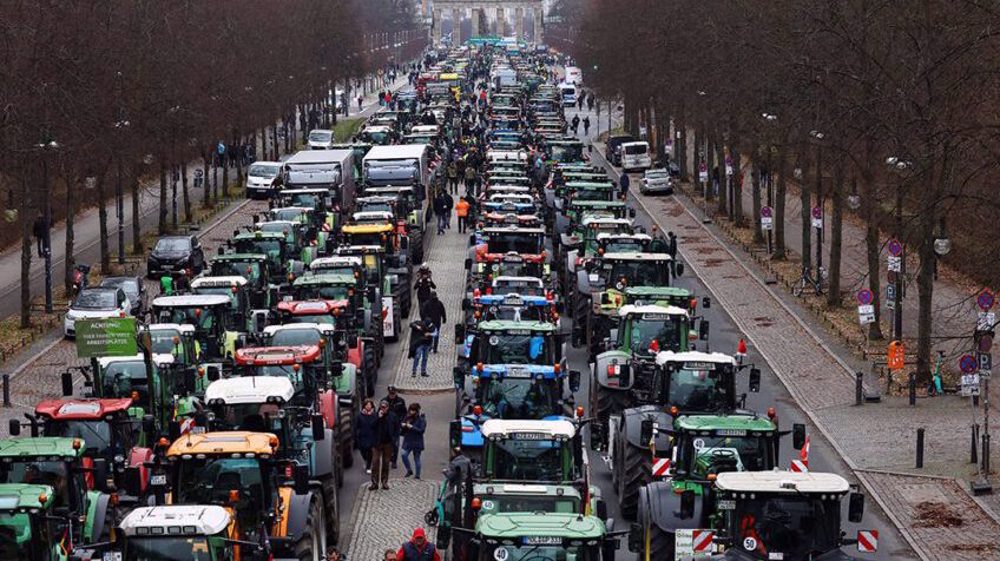 EU scrambling to defuse farmers’ anger as discontents rapidly grow