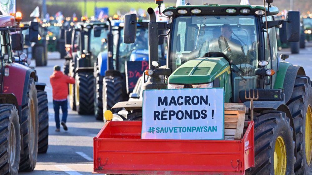 France: les agriculteurs en colère poursuivent leurs protestations