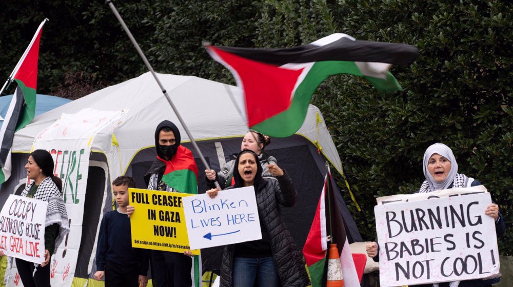 Pro-Palestinian protesters demonstrate outside Blinken's home