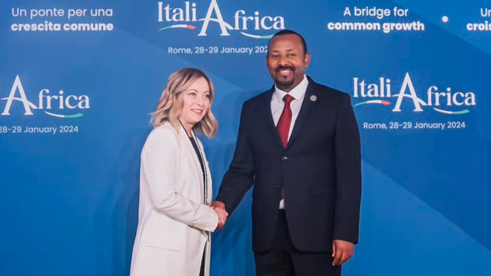 Rome accueille un sommet destiné à réinitialiser les relations Europe-Afrique