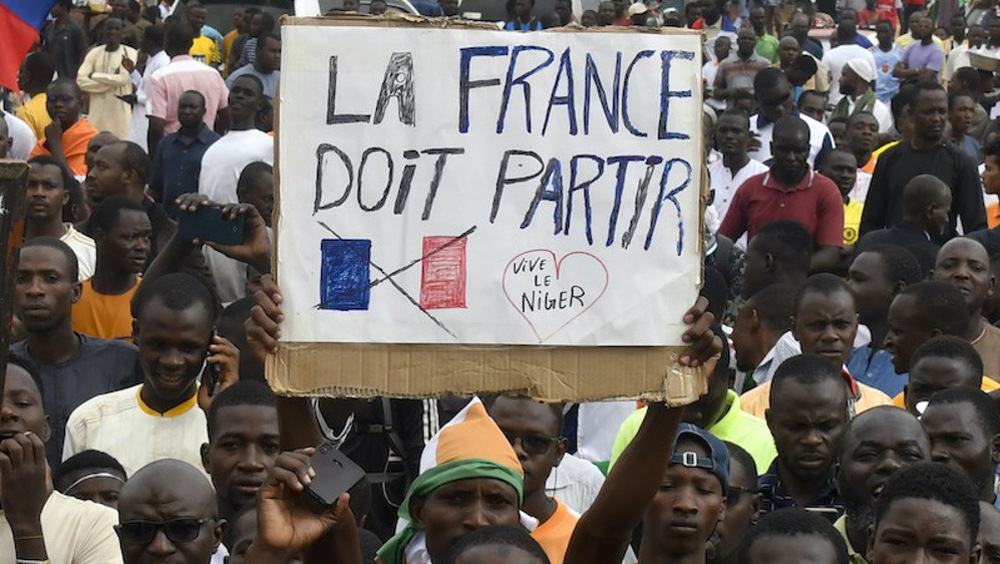 La France humiliée au Niger