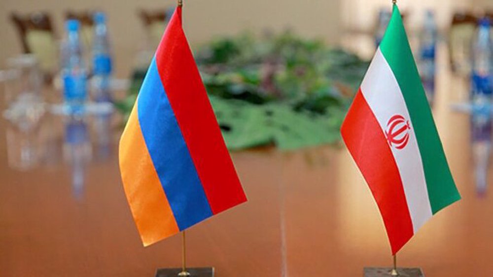 Iran, Armenia sign barter trade deal, open major trade center