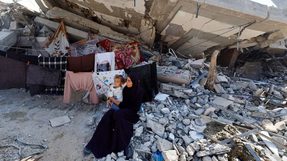 Palestinian woman-Israeli offensive-Gaza Strip