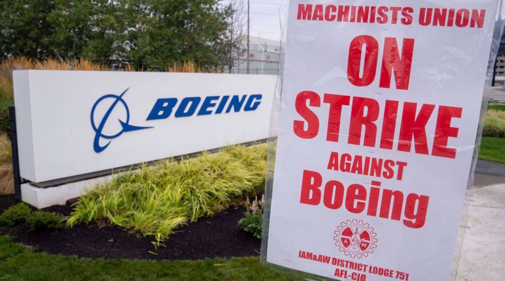 Boeing to dismiss 17,000 workers, delay 777X delivery