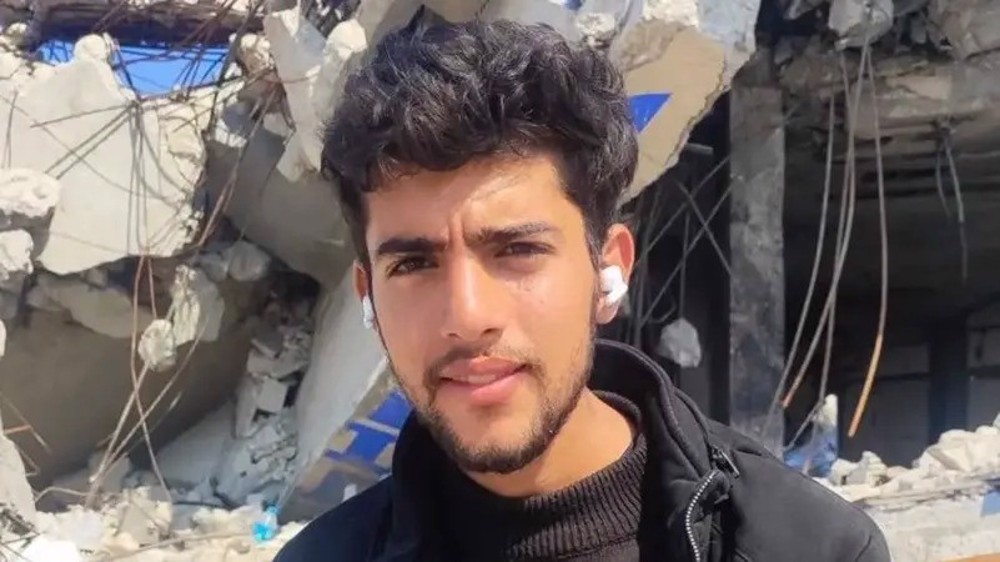 Palestinians mourn Gaza student burned alive in Israeli airstrike