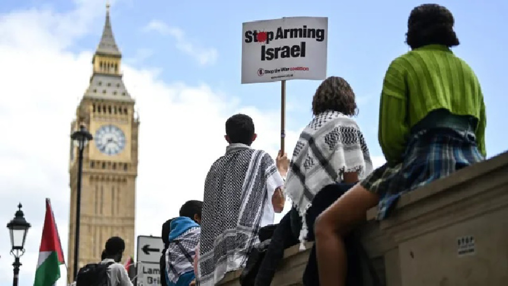 Protesters call for UK arms embargo and sanctions on Israel