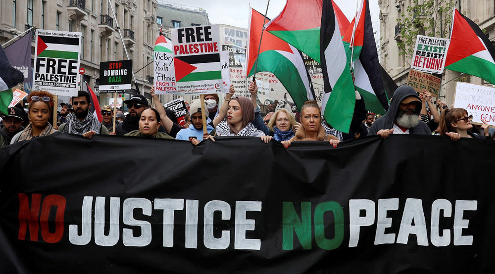 Pro-Palestine demo in London marks Gaza genocide anniv.