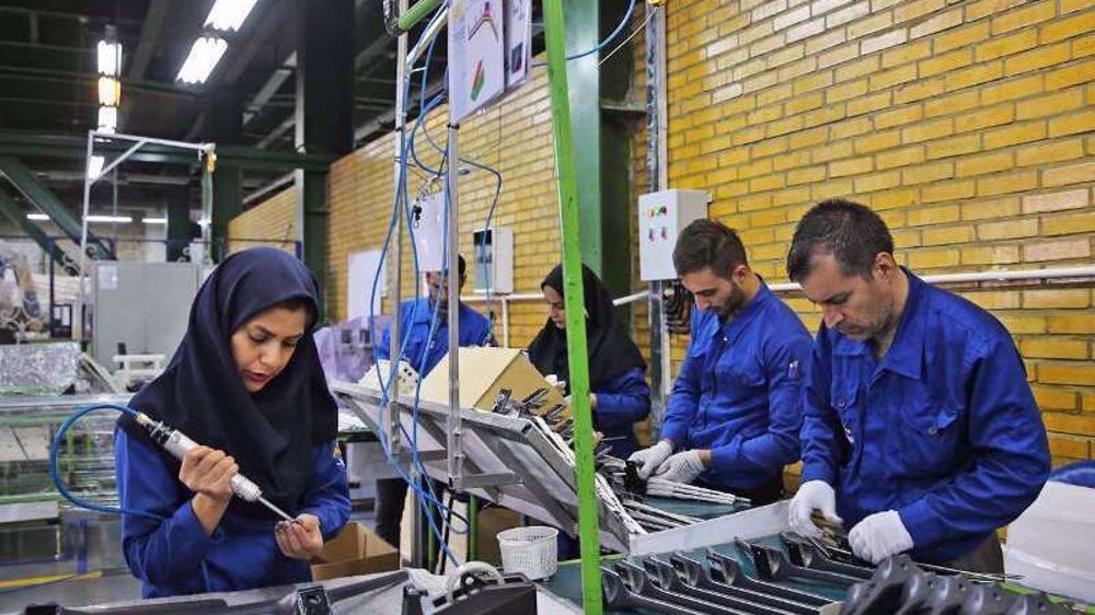 Iran jobless rate down 0.4% y/y in Sep quarter to 7.5%: SCI