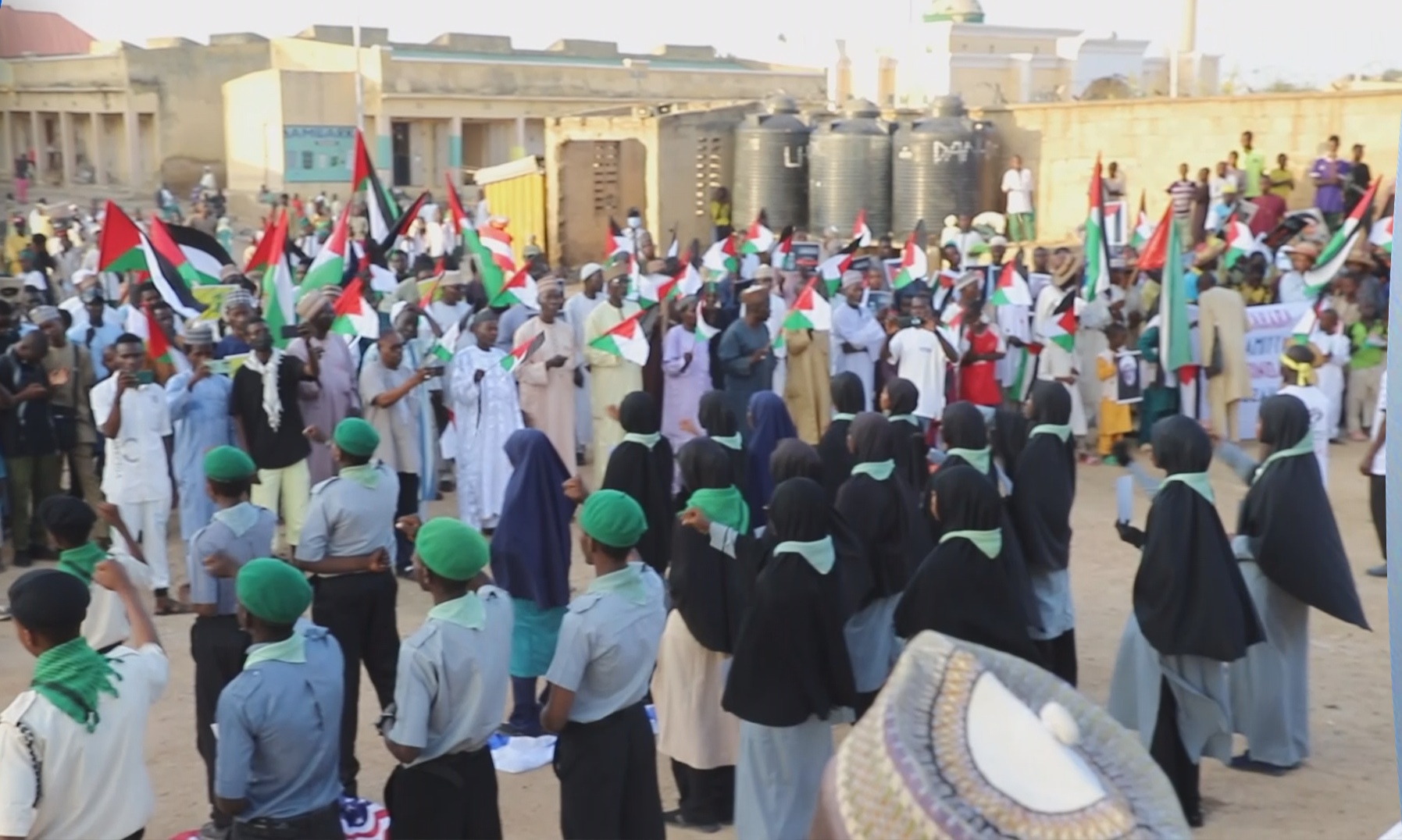 Les Nigérians commémorent l’anniversaire de la Tempête d’Al-Aqsa