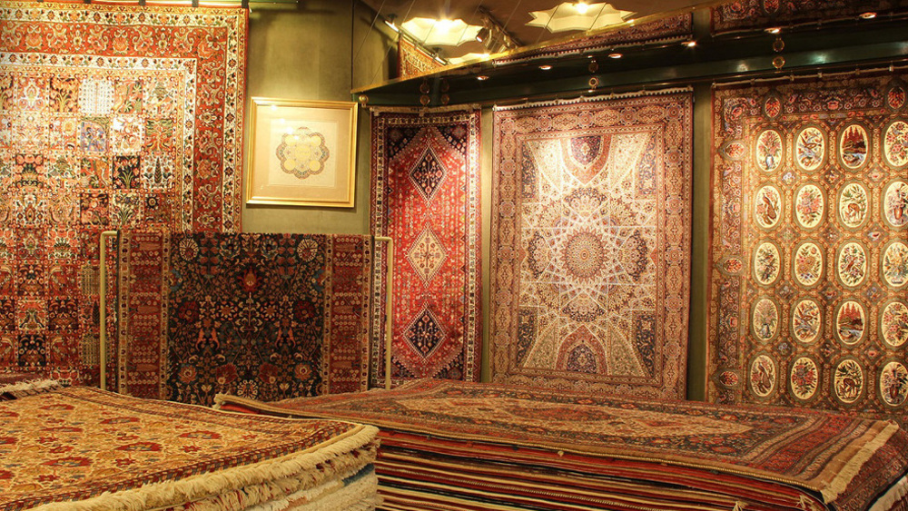 L'Iran assouplit les règles d'exportation des tapis tissés à la main