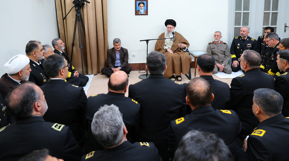 Leader calls on Iranian Armed Forces to enhance deterrent power 