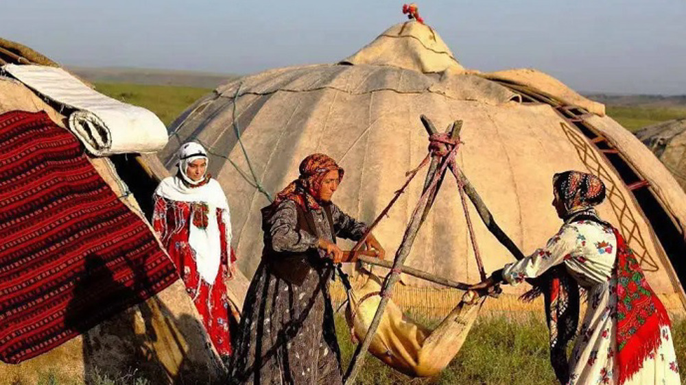 An insider's view of the country: Nomads in Chaharmahal and Bakhtiari