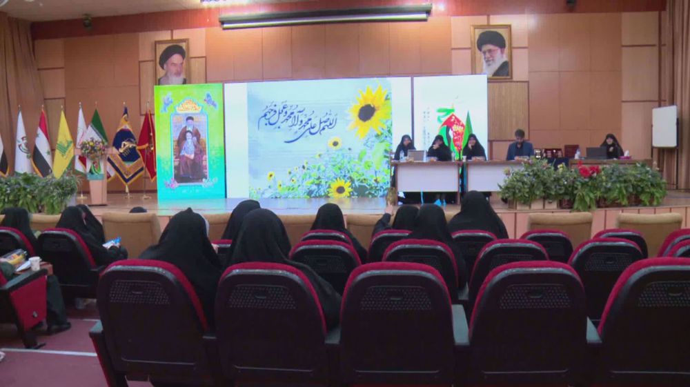 Intl. conference discusses 'Third Model' for women