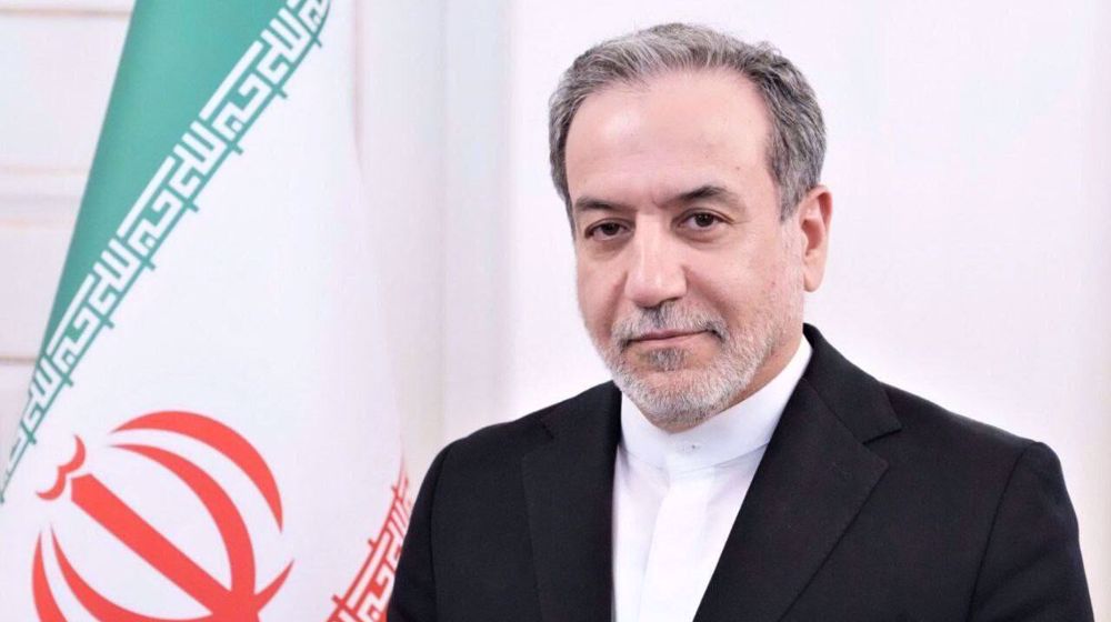 FM: Protecting political borders of regional countries Iran’s red line