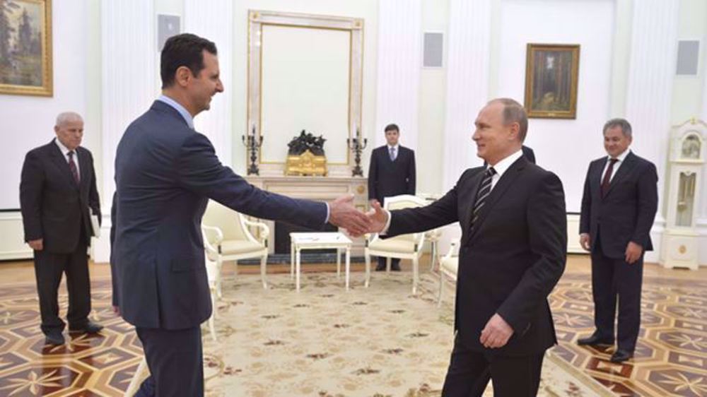 US Rep. Ilhan Omar (D-MN) (L) talks with Speaker of the House Nancy Pelosi (D-CA) during a rally with fellow Democrats before voting on H.R. 1, or the People Act, on the East Steps of the US Capitol on March 08, 2019 in Washington, DC. (AFP photo) 