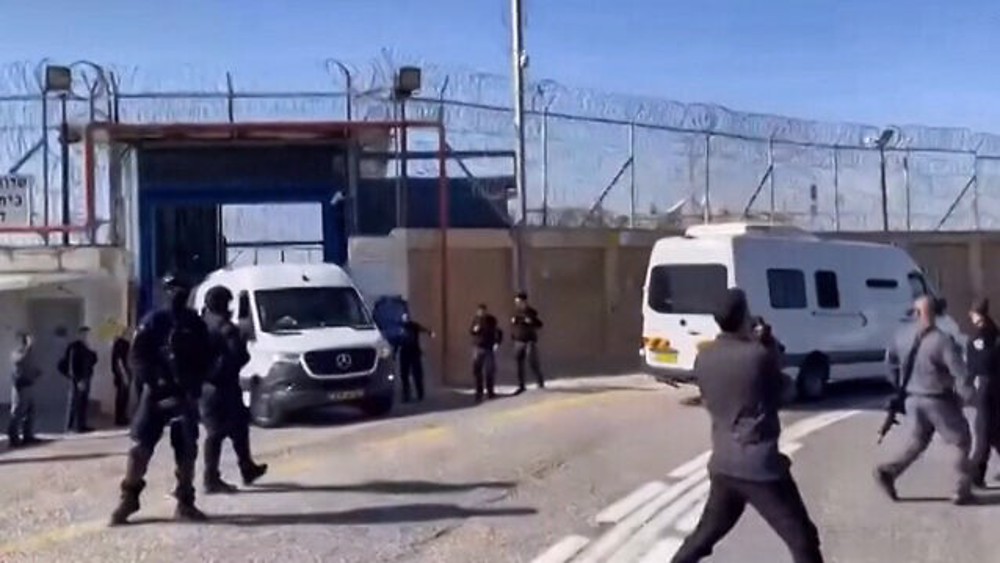 'Israel civilians brought to regime's jails to watch Palestinians tortured'