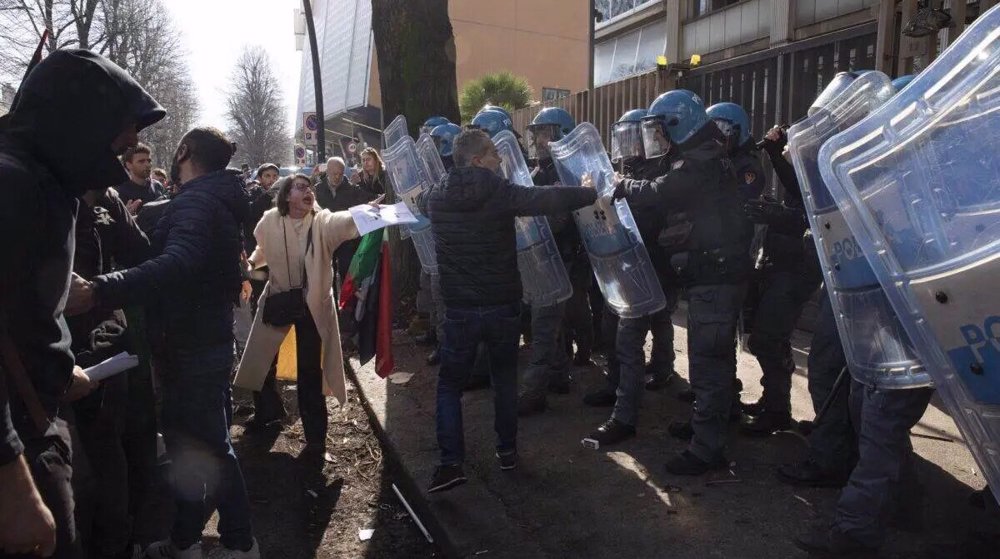 Italian police beating of pro-Palestine schoolchildren sparks outrage