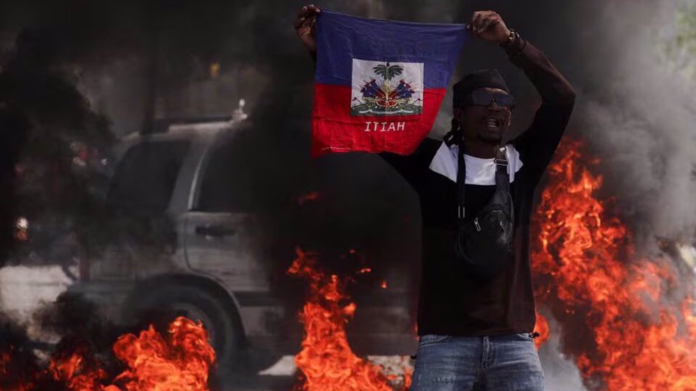 Haitian gang leader vows to oust prime minister