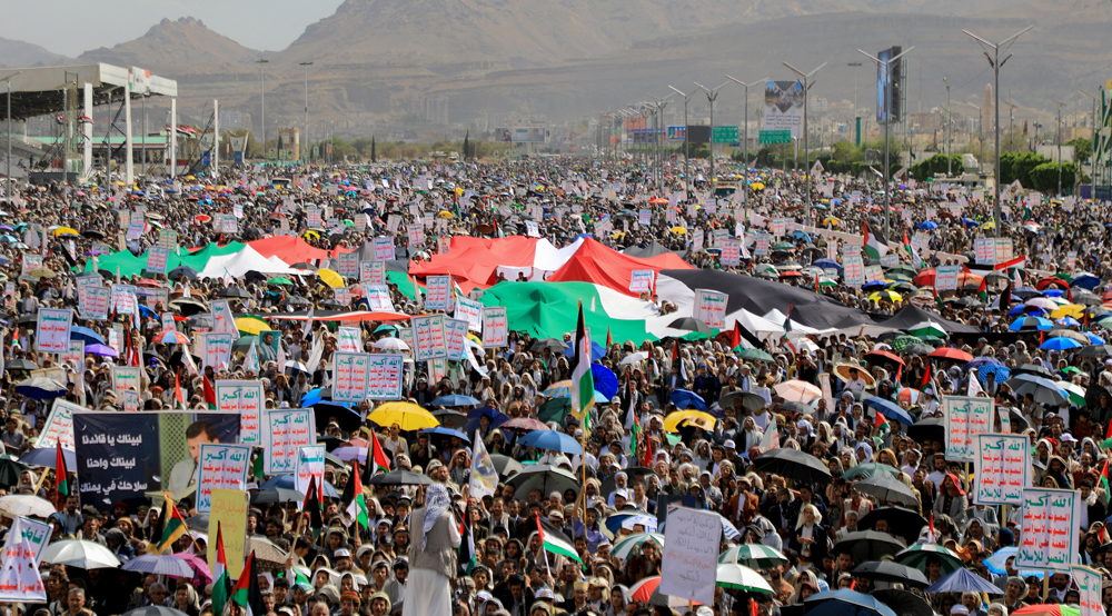 Yemenis rally in support of Palestinians while fasting for Ramadan