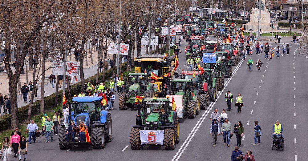 Farmers, tractors block traffic in Madrid to protest competition, bureaucracy