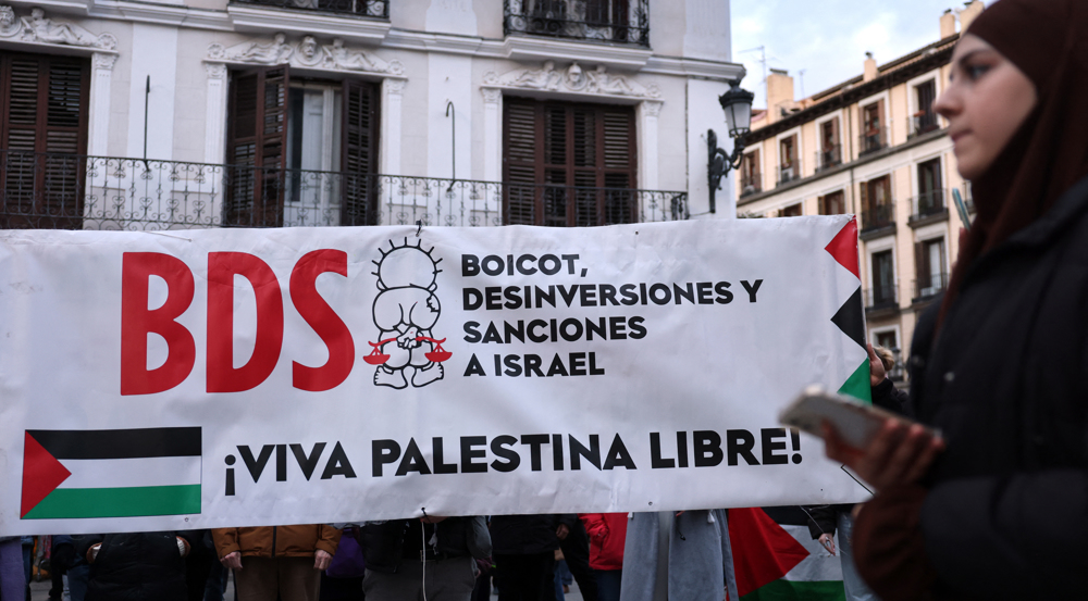 Hundreds demand Gaza ceasefire outside Spain’s Foreign Ministry