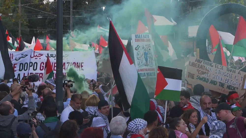 Torchlight procession in solidarity with Palestinians held on Rome's outskirts
