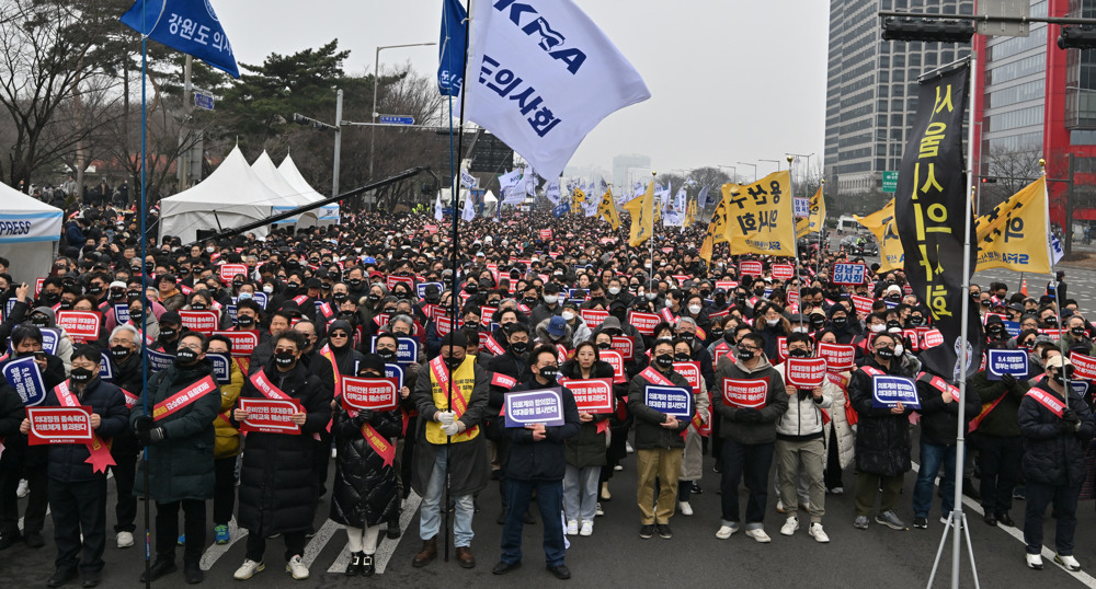 South Korean doctors rally against govt. medical policy