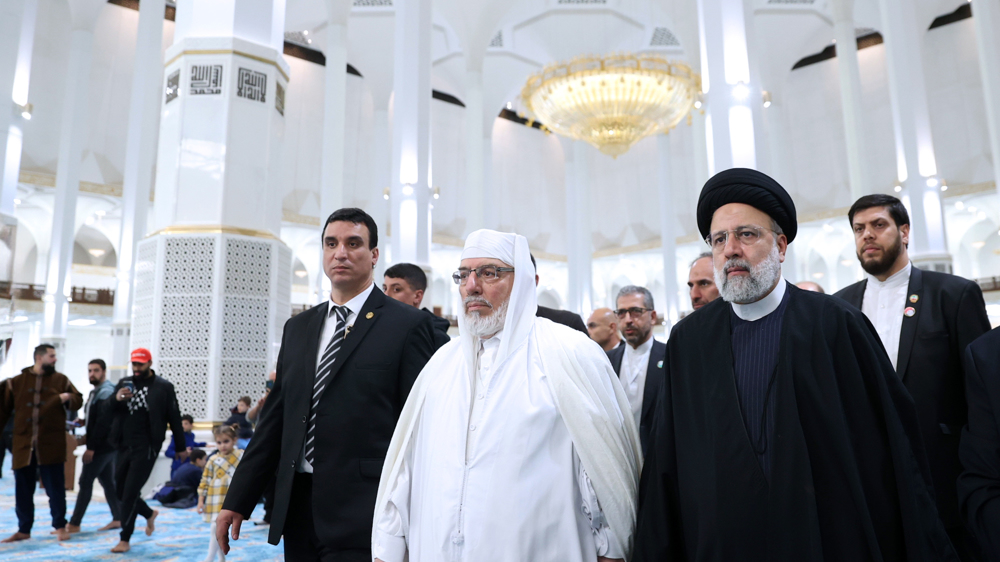 Iran's president urges mosques to raise awareness about oppressed Gazans