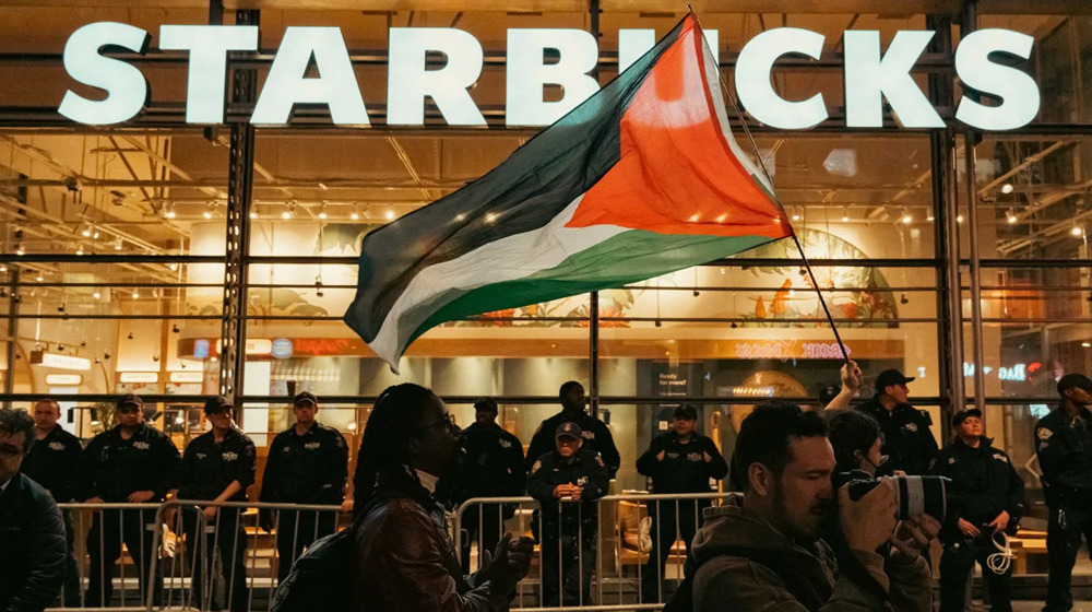 Starbucks licencie des employés dans ses succursales au Moyen-Orient