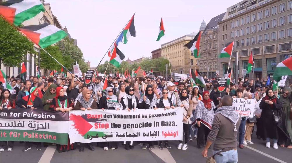 Hundreds protest in Berlin for Gaza after Palestine Congress ban