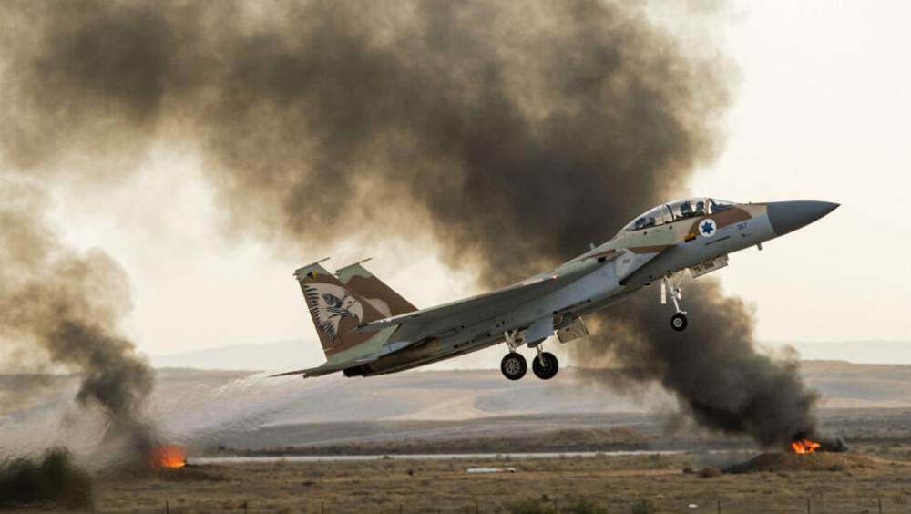 Israeli warplanes, Daesh terrorism bomb positions in southwestern Syria, Iraq