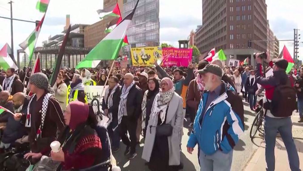 Hundreds of pro-Palestinians denounce Israel as 'terrorist state' at Berlin protest 