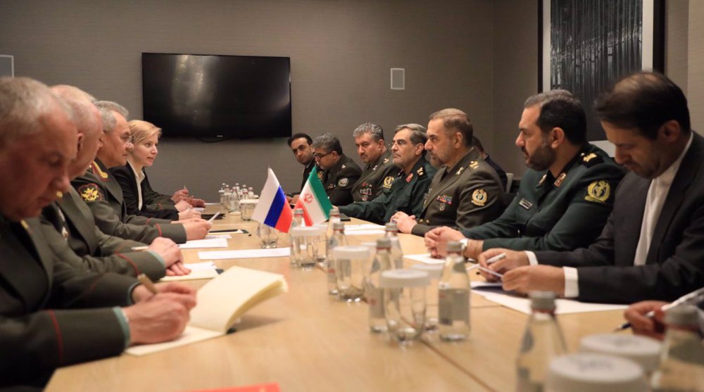 Iran calls for enhanced defense cooperation with Russia  