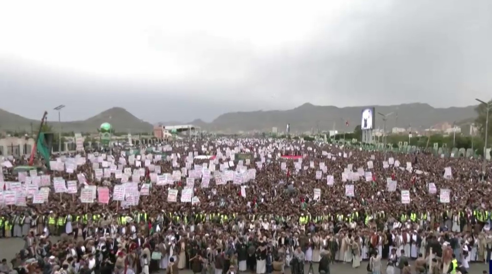 Yemenis rally in Sana'a in solidarity with Palestinians in Gaza