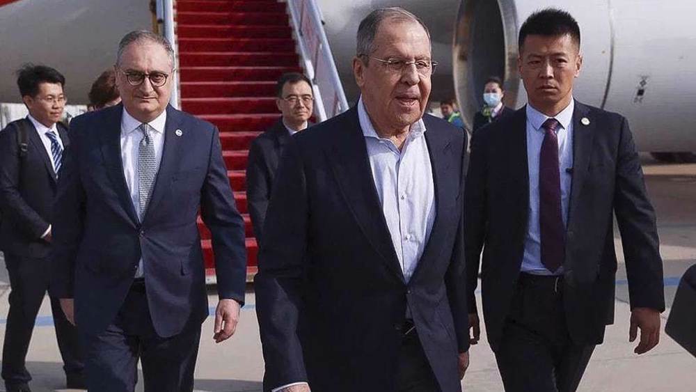 Russia’s foreign minister in China for talks, notably on Ukraine