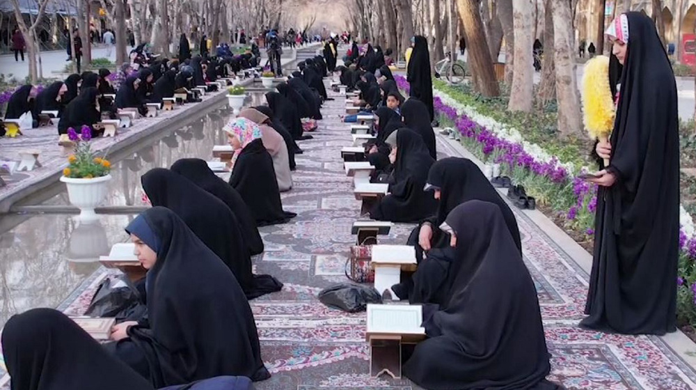 Iranians pray for Palestine in Isfahan Quran recitation ceremony