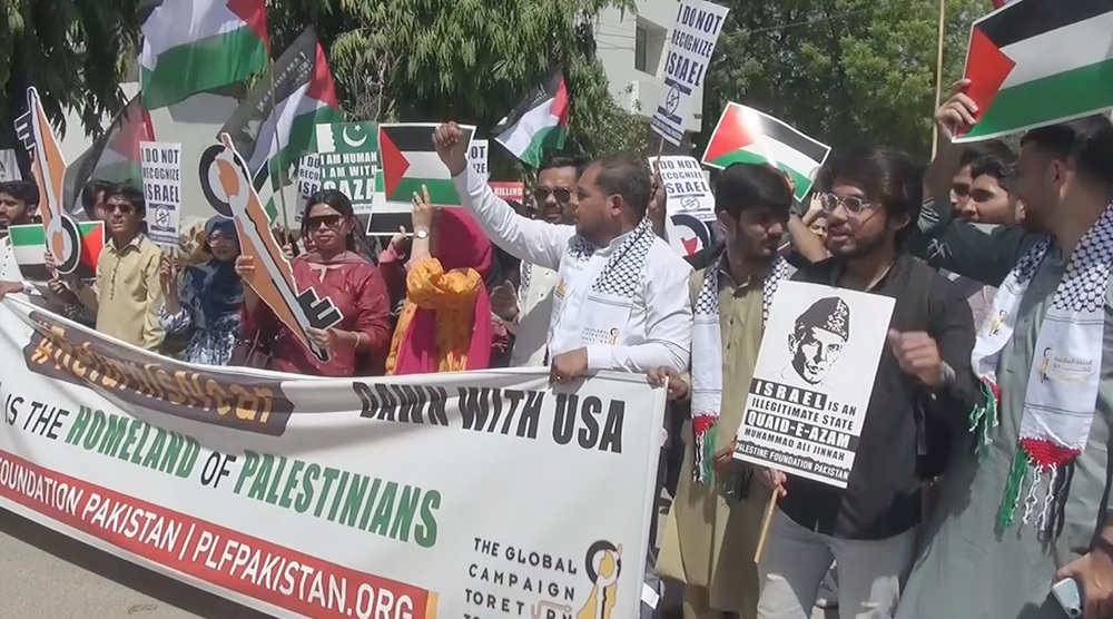 Karachi students protest in solidarity with US universities standing for Gaza