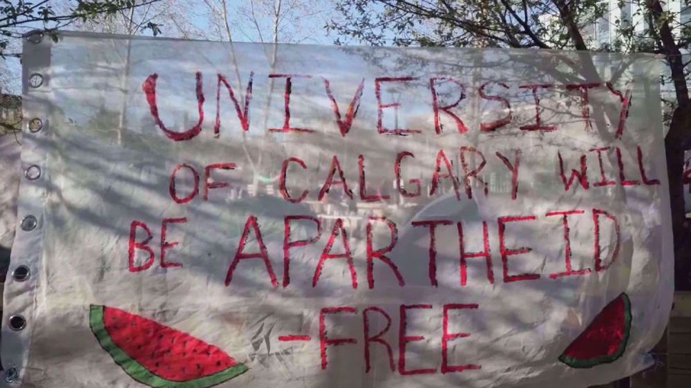 Université canadienne de Calgary : un campement pro-palestinien attaqué par la police