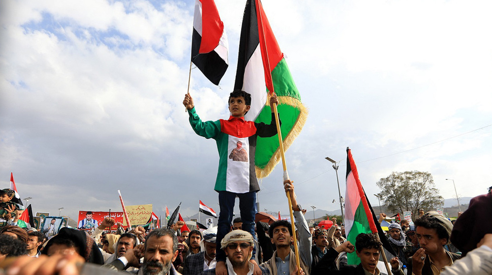 Yemenis continue supporting Palestinians