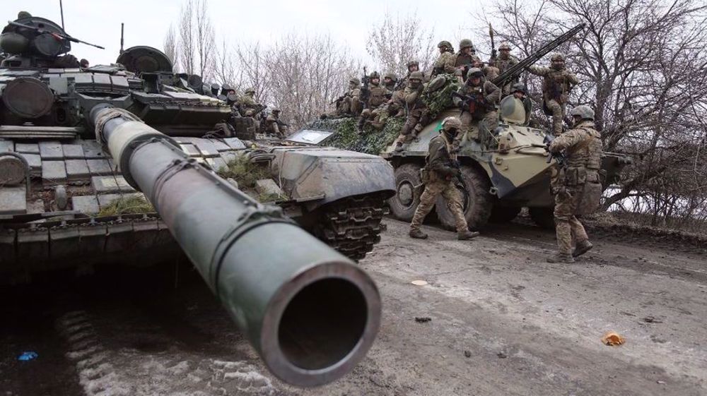 Envoi de troupes en Ukraine : le Kremlin met les points sur les "i" (Débat)