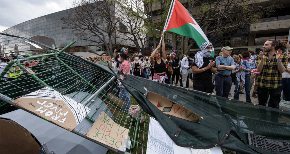 US pro-Palestinian protesters resist order to clear MIT encampment