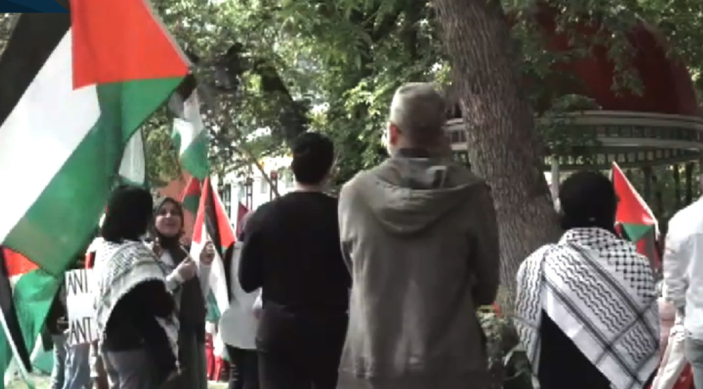 Les Canadiens participent à un rassemblement pro-palestinien à Calgary