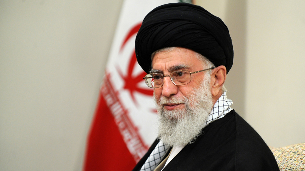 Ayatollah Khamenei congratulates world Muslims on Eid al-Adha