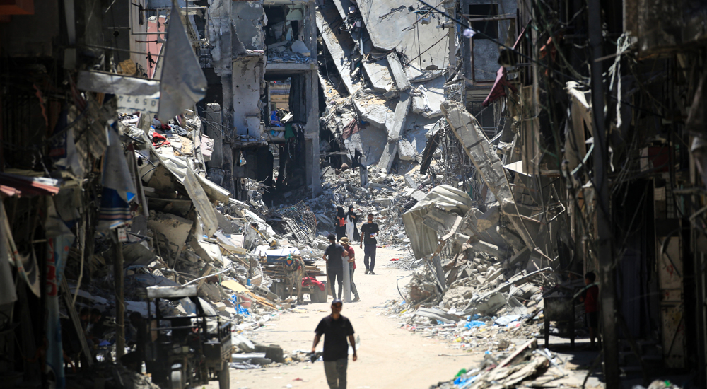 Gaza under 40 million tons of debris