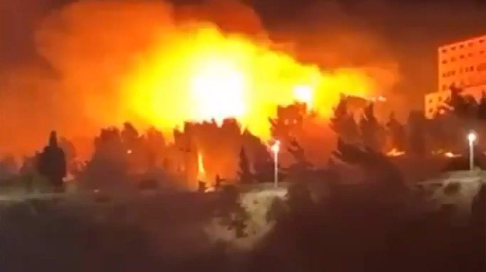 Massive fire erupts near Israeli military base in occupied East al-Quds