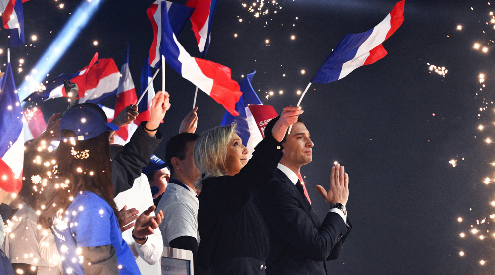 Législatives en France: l'extrême droite aux portes du pouvoir