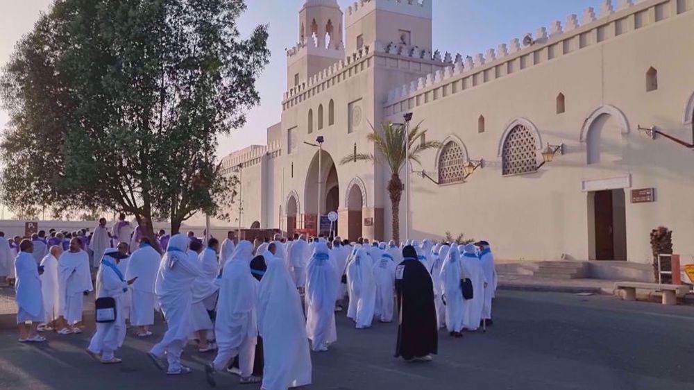 Hajj : les pèlerins se rendent au Miqat pour préparer leur voyage sacré à La Mecque